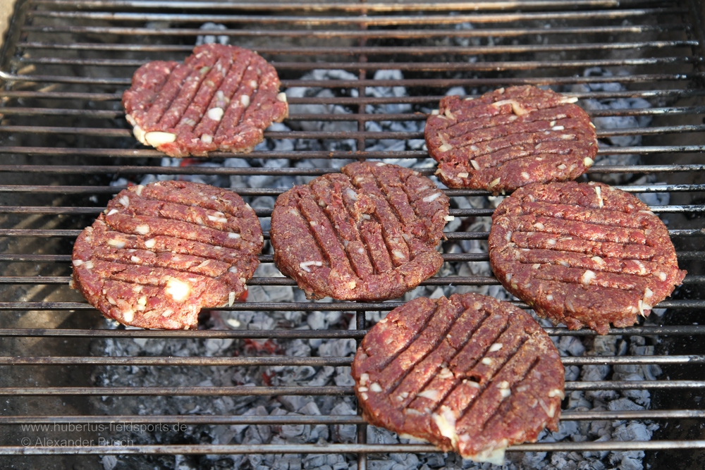 Burgerpatties auf dem Grill